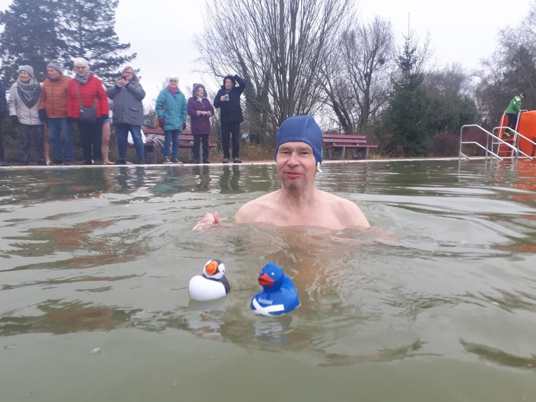 csm 2024 12 15 adventsschwimmen 1 7017271696.jpg