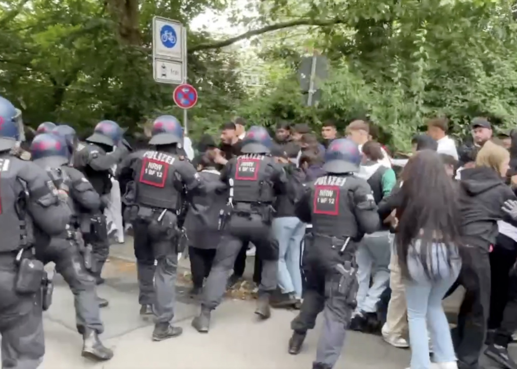 image 05bde87a 6d25 49bf 856e 83f5b3999c38.png