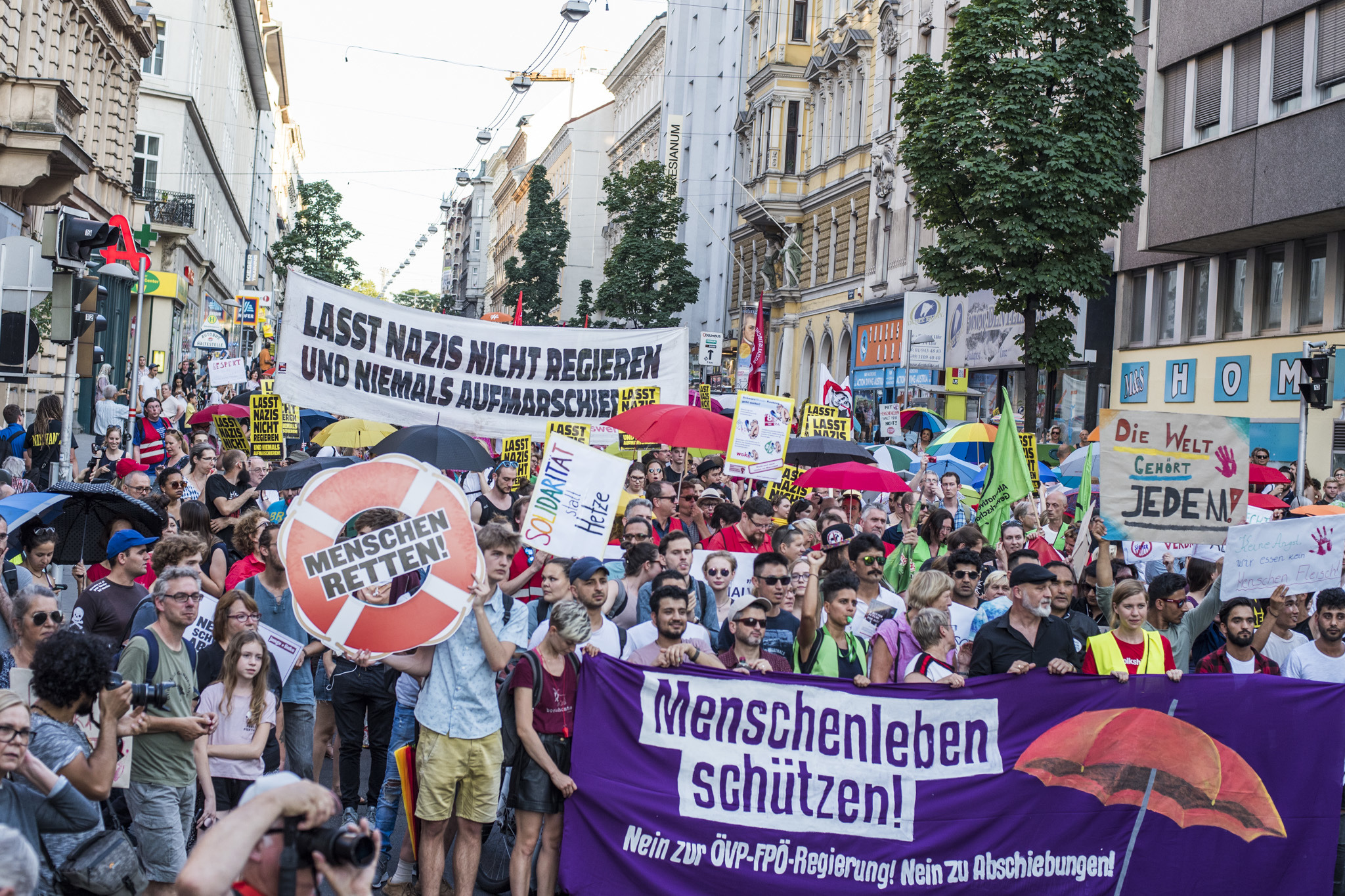 Abschiebepolitik: Neue Regeln für Asylbewerber in Deutschland image 6b2fb175 7429 4891 b2fc c92a1b8bad94.png