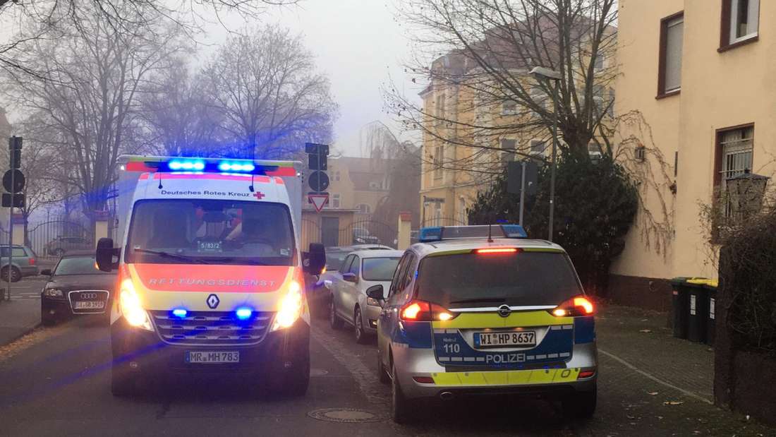 Polizeieinsatz Gießen: Auto fährt in Bushaltestelle image c483eb6e 9730 4f2c 9d7f c2ee8aa7e293.png