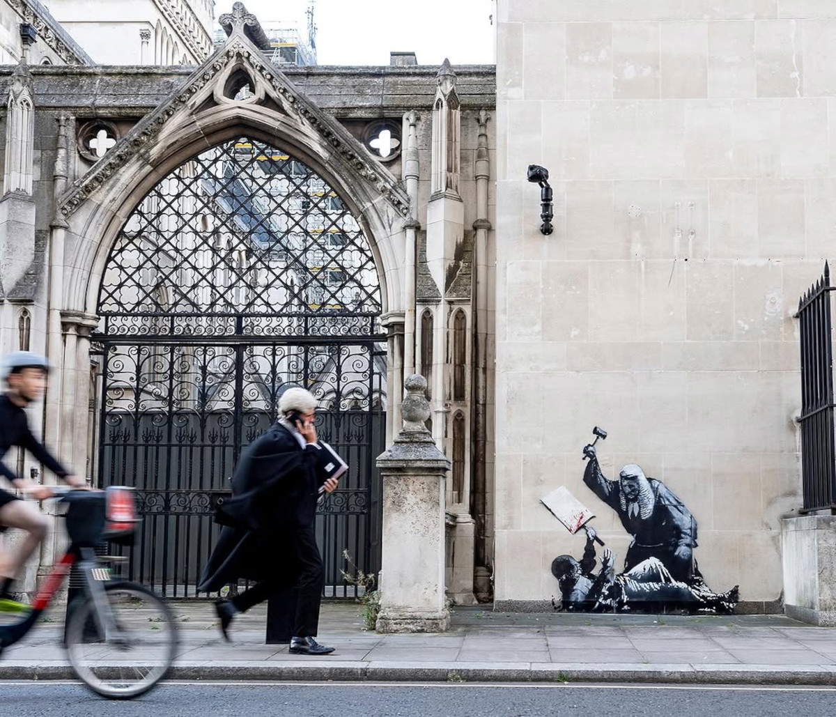 Banksy Wandgemälde London: Eine tiefere Bedeutung? image d31bde48 9bae 4450 b493 f232ffd107f6.png