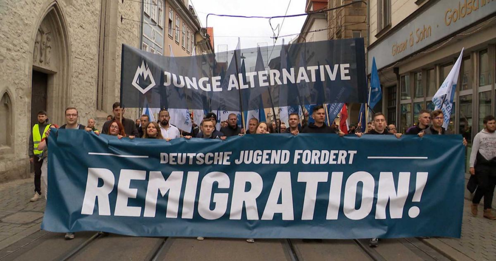 AfD Remigration: Warum ein Treffen Sorgen für die Partei weckt image 3fa0b15b f839 426e 9758 a9103e5cbb59.png