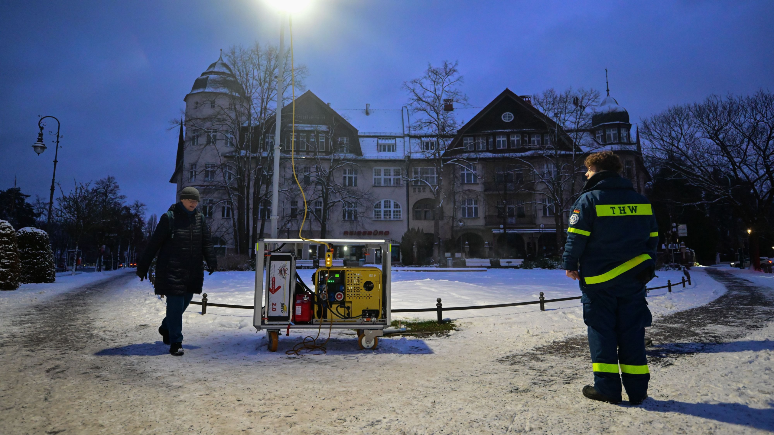Stromausfall Berlin: Unerwartete Rückkehr der Energieversorgung image 493ec500 3a7c 4e80 85b0 f8392f958766.png