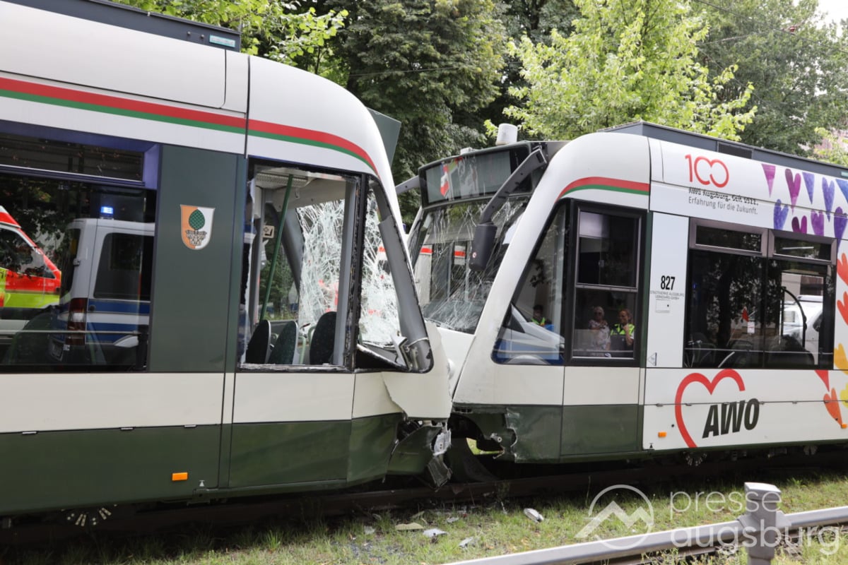 Augsburg Unfall Straßenbahn: Streifenwagen kollidiert image 66a3f79e 4a06 4797 8287 aa639d7d6608.png