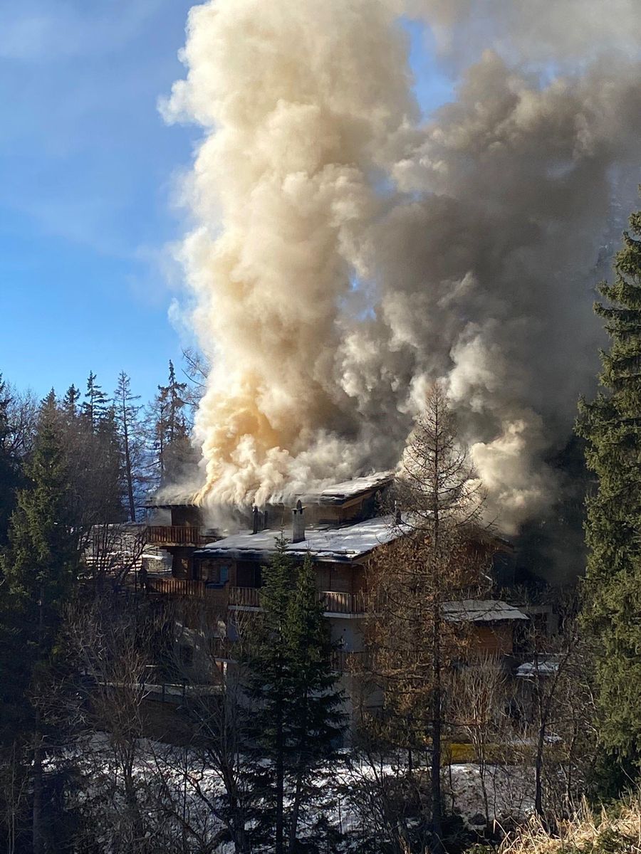 Crans-Montana Fire Tragedy: A National Mourning in Switzerland image fb94ebe6 225f 48e8 b837 be37124d5cd1.png