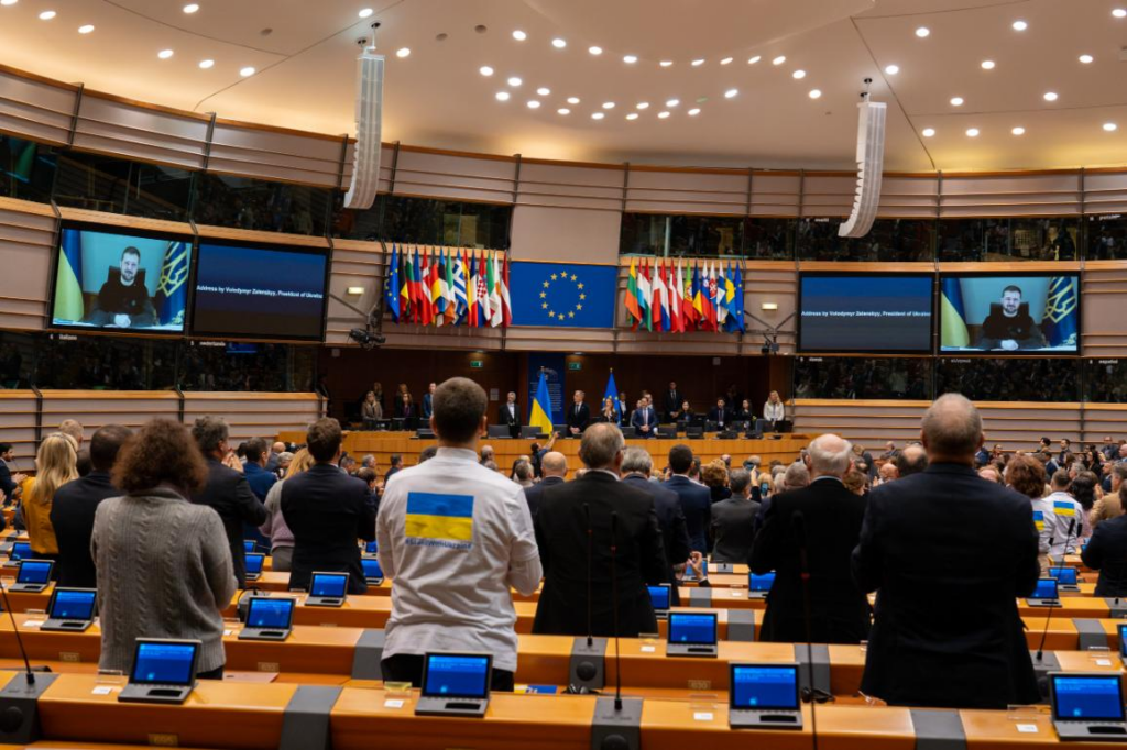 Selenskyj EU-Parlament: Warum er Putin scharf angreift image 03aa14a2 9fb5 4488 8b45 4101e424f846.png