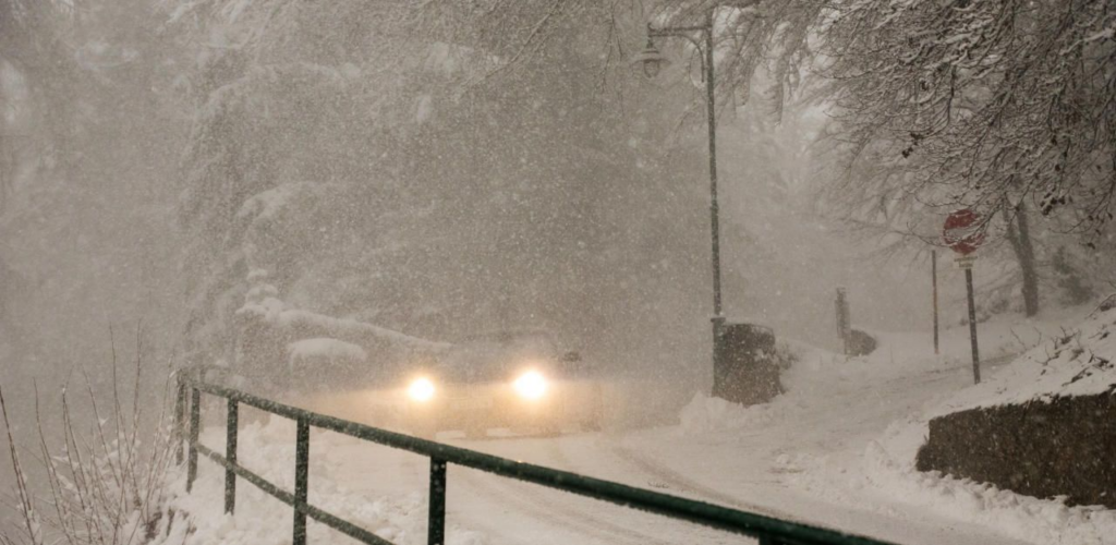 Schneesturm Österreich: Vier Todesopfer und chaos in Wien image 043a3996 d6ed 4cf8 a018 73df340179c9.png