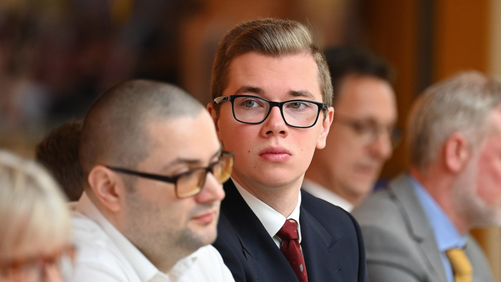 Daniel Halemba Geldwäsche Urteil: Was bedeutet das für die AfD? image 91acbbcb e4ea 407b 84f4 0b35ecb1f40a.png