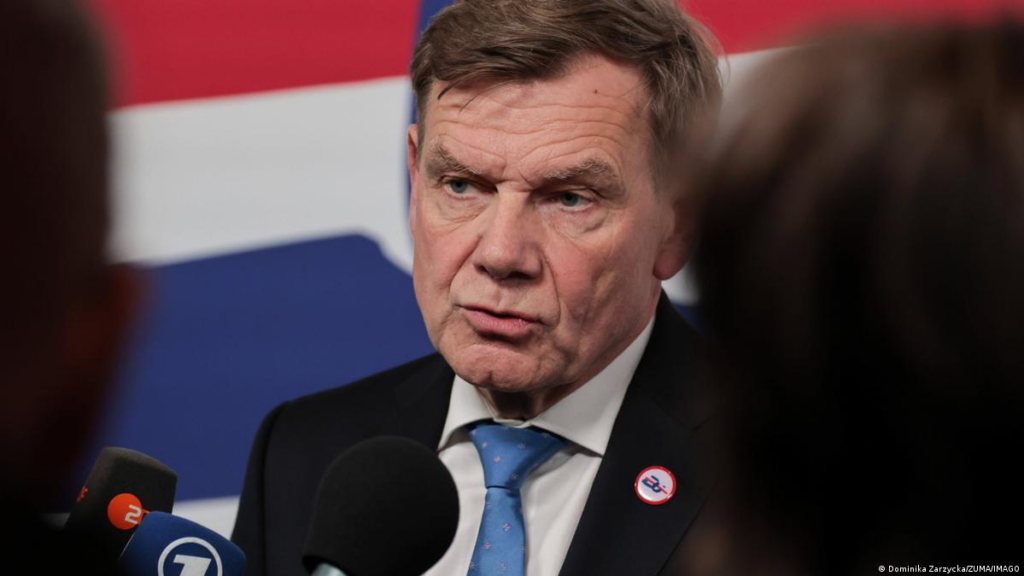 Wadephul erklärt: Spannungen mit den USA nach G7-Treffen gelöst image 2d07947c 3599 4038 b864 ea12864a7272.png