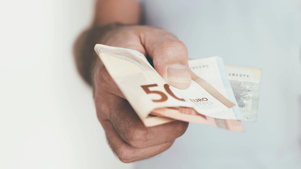 Abschiedsfeier steuerpflichtiger Arbeitslohn: Was Unternehmen wissen müssen image 750a11d9 20fb 4f4f a0a0 ed5490552ee9.png