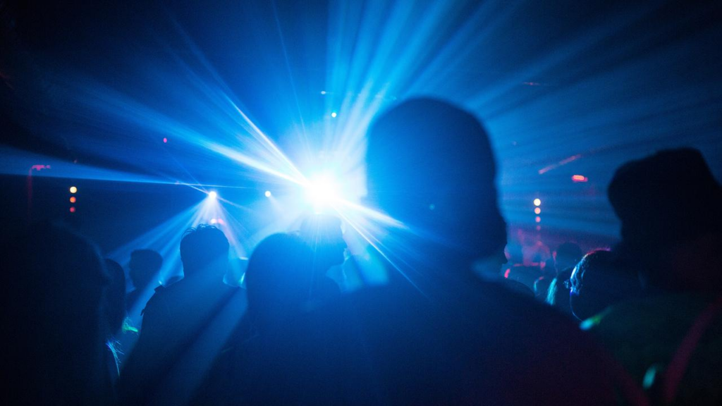 MeToo in der Techno-Szene: Skandal um DJs und sexuelle Gewalt image b7719682 b5d6 497d 8ff5 3bb7c12b561d.png