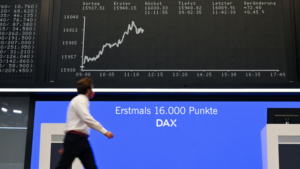 Geldanlage DAX Aktien: Diese Werte stehen bei Investoren hoch im Kurs image e31a9fef f92c 46cb a39a b5e89b6f7488.png